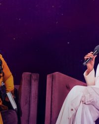 Ánh Sáng Ta Mang: Michelle Obama và Oprah Winfrey