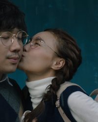 Cua Lại Vợ Bầu