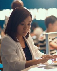 Cuộc chiến người tình cũ 2: Lốp dự phòng phản công