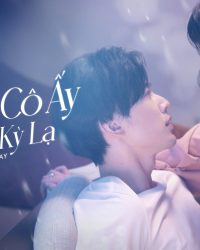 Hôm Nay Cô Ấy Có Chút Kỳ Lạ
