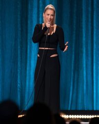 Iliza Shlesinger: Mãi Nóng Bỏng
