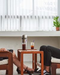 Lịch Sử Của Hiện Tại