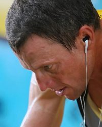 Lời nói dối của Armstrong
