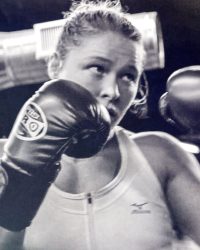 Qua đôi mắt cha tôi: Câu chuyện về Ronda Rousey