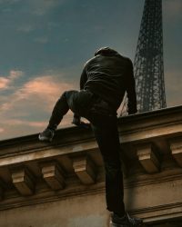 Vjeran Tomic: Người Nhện Paris
